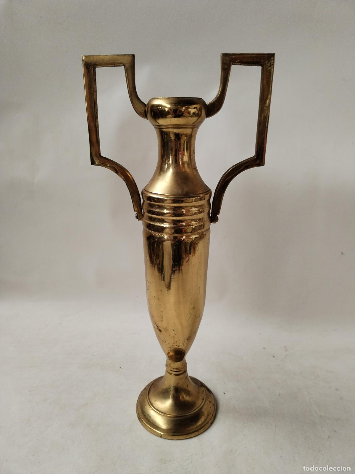 Antig&uuml;edades: jarron de altar en bronce - Foto 1