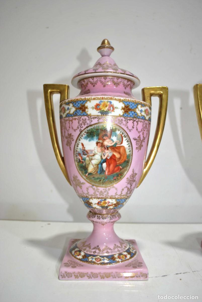 Antig&uuml;edades: PAREJA DE JARRONES PORCELANA ROSA - Foto 2