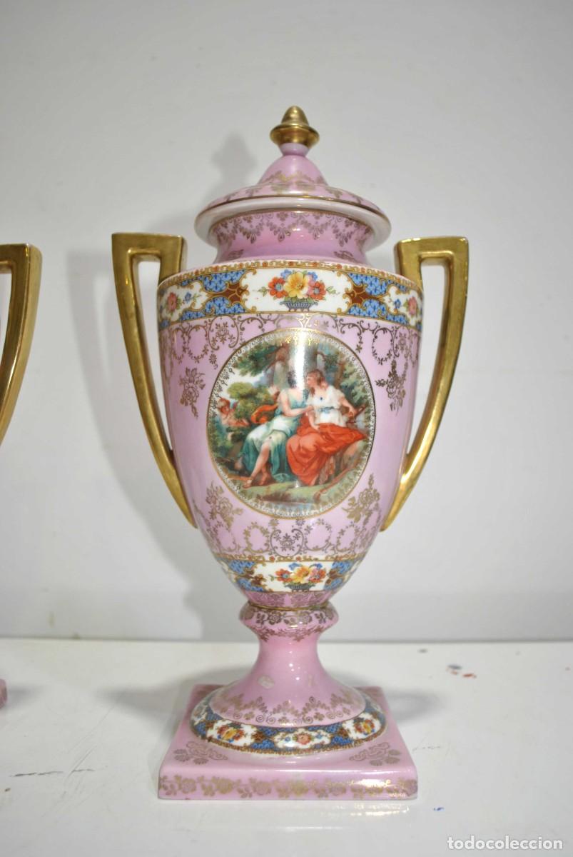 Antig&uuml;edades: PAREJA DE JARRONES PORCELANA ROSA - Foto 3
