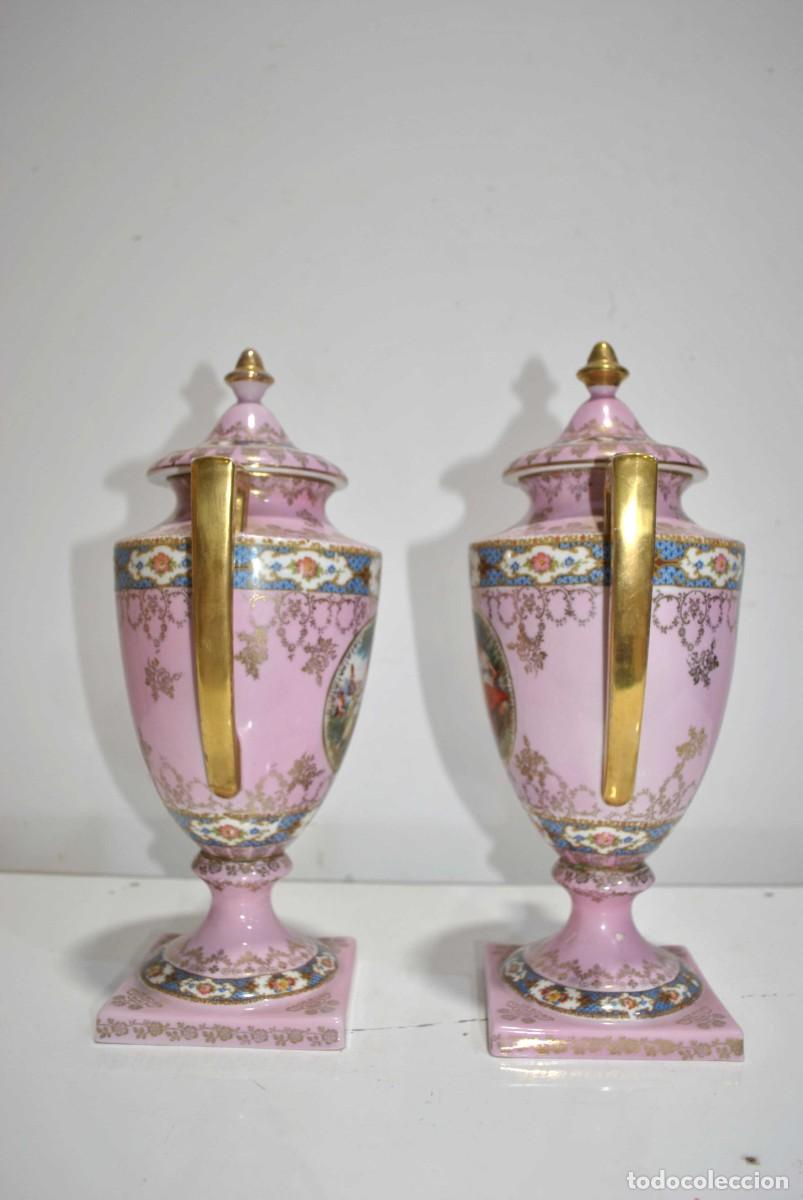 Antig&uuml;edades: PAREJA DE JARRONES PORCELANA ROSA - Foto 6