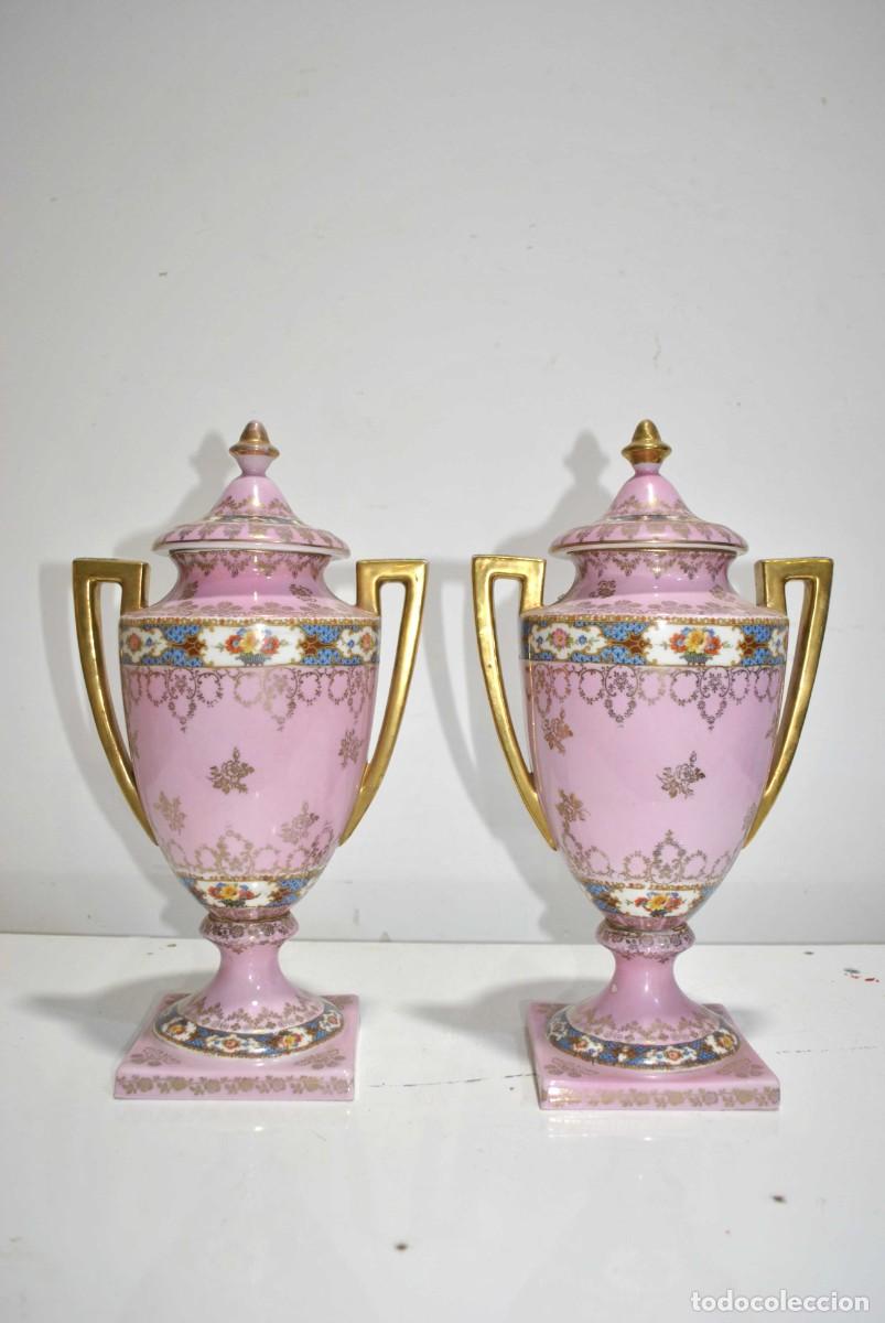 Antig&uuml;edades: PAREJA DE JARRONES PORCELANA ROSA - Foto 7