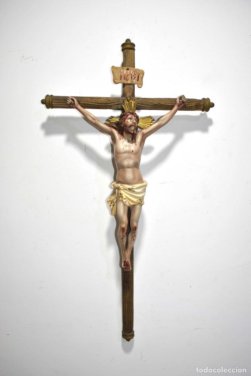 Antig&uuml;edades: CRUCIFIJO ANTIGUO DE PARED - Foto 1
