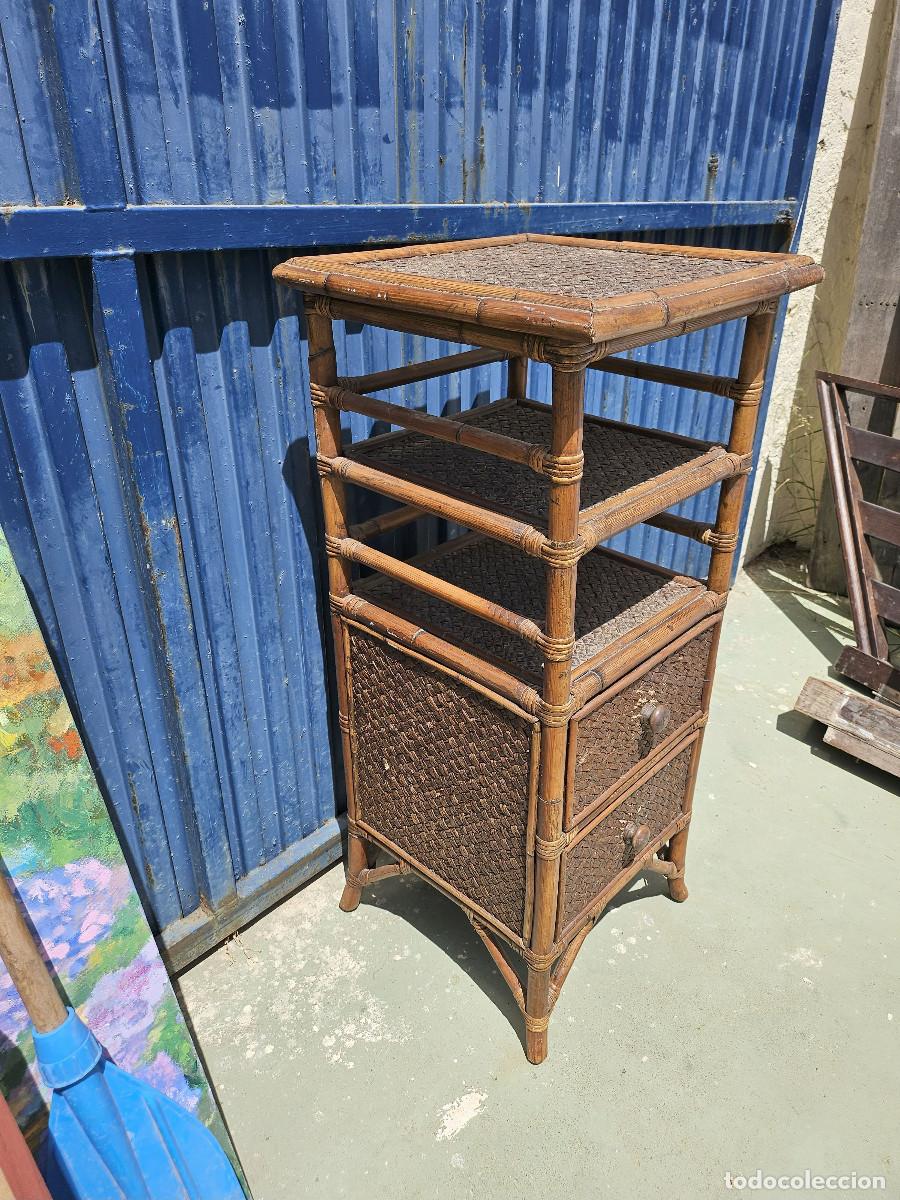 Antig&uuml;edades: mesa alta de ca&ntilde;a bambu - Foto 2