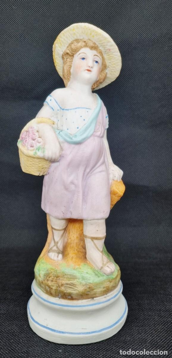Antig&uuml;edades: Figura chica de cer&aacute;mica Biscuit - Foto 1