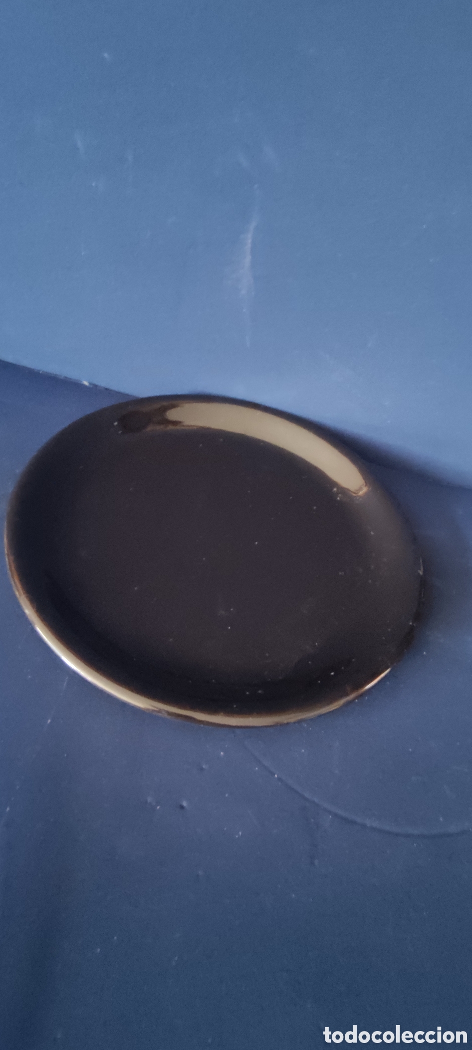 Antig&uuml;edades: Plato de cer&aacute;mica negra - Foto 2