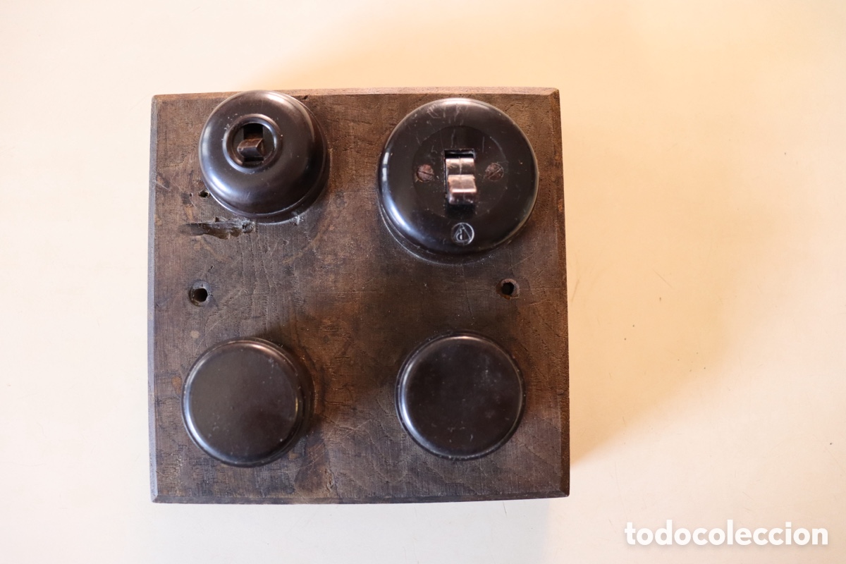 Antig&uuml;edades: Cuadro el&eacute;ctrico A&Ntilde;OS 40 - Foto 1