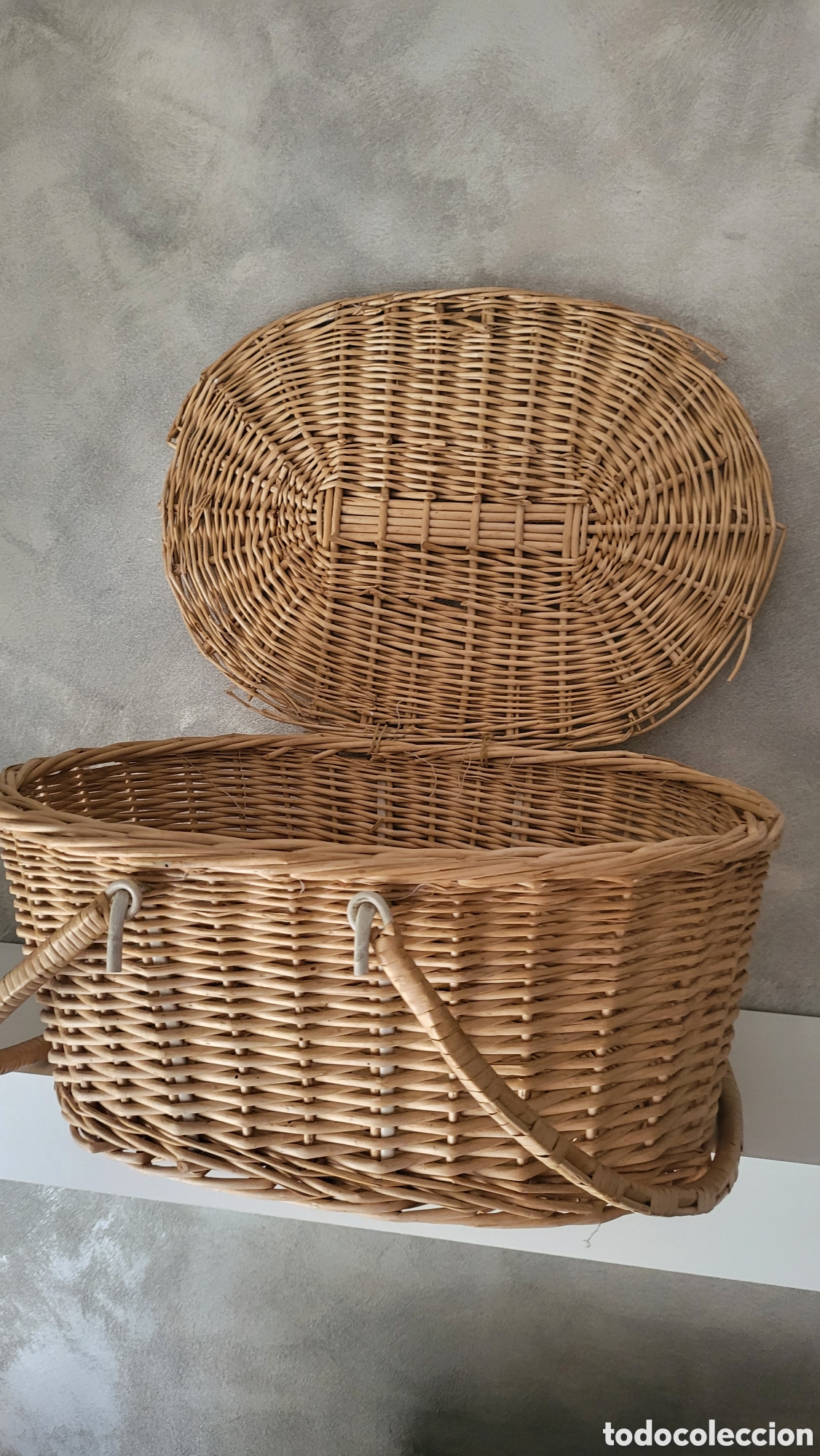 Antig&uuml;edades: ANTIGUA CESTA DE MIMBRE PICNIC - Foto 3
