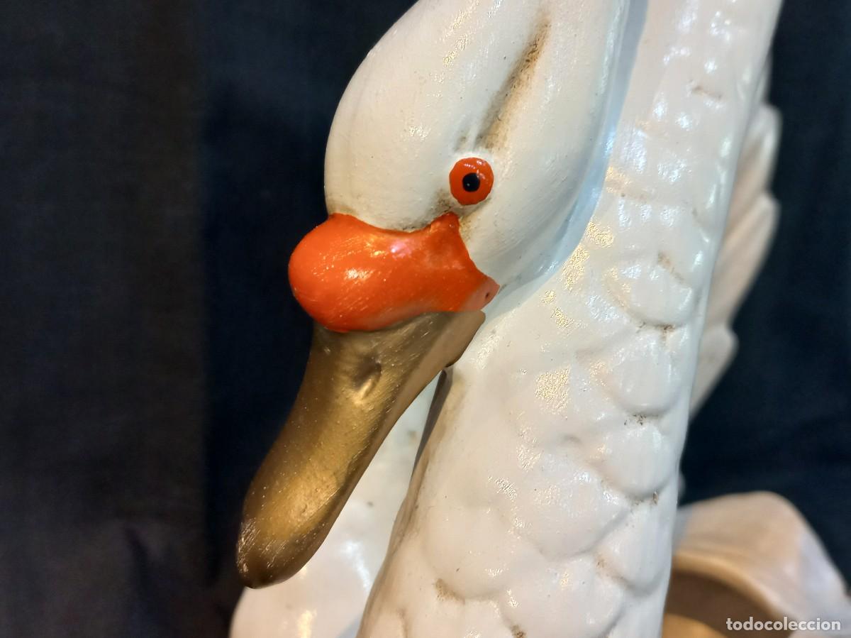 Antig&uuml;edades: CENTRO CISNE (37cm) cer&aacute;mica &uml;RUBERT&uml; blanco - Foto 9