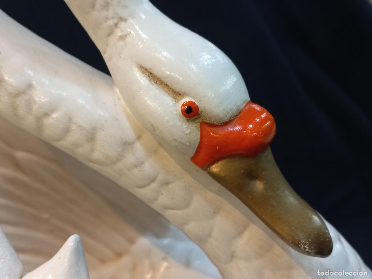 Antig&uuml;edades: CENTRO CISNE (37cm) cer&aacute;mica &uml;RUBERT&uml; blanco - Foto 11