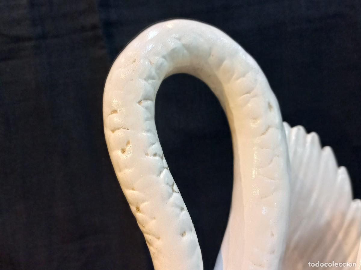 Antig&uuml;edades: CENTRO CISNE (37cm) cer&aacute;mica &uml;RUBERT&uml; blanco - Foto 13