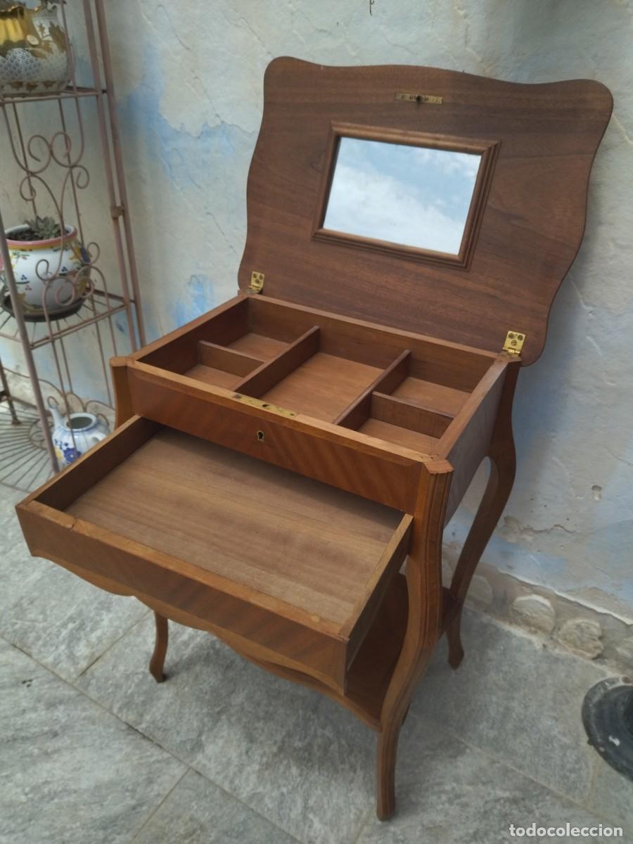 Antig&uuml;edades: Preciosa mesa costurero de madera de roble. - Foto 11