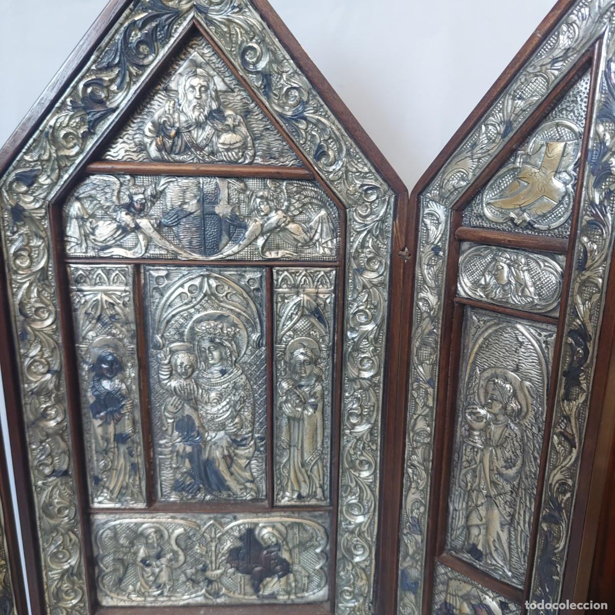 Antig&uuml;edades: Antiguo triplic&oacute; de mesa estilo neogotico - Foto 2