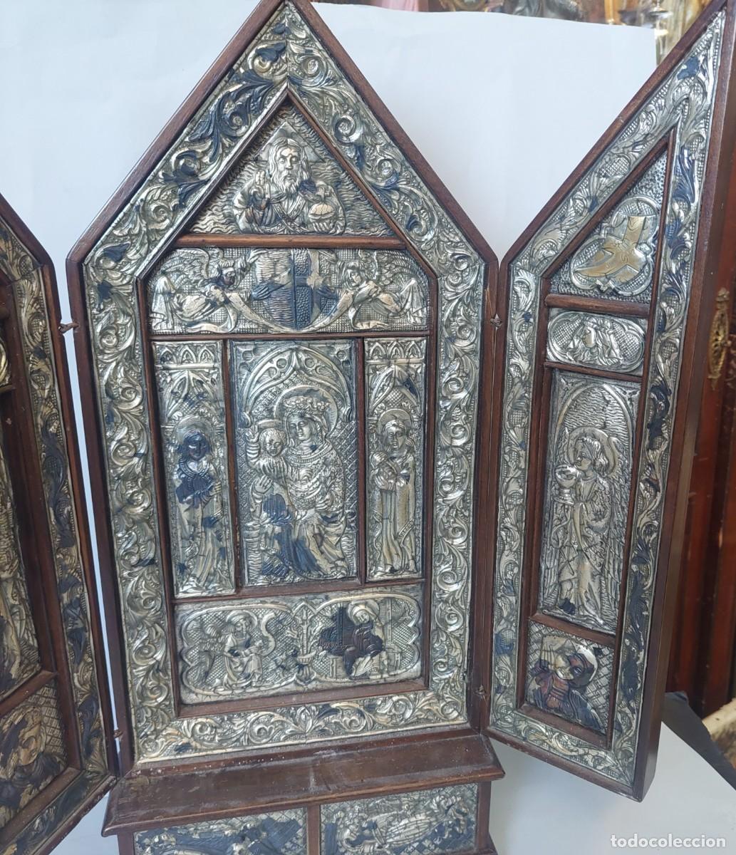 Antig&uuml;edades: Antiguo triplic&oacute; de mesa estilo neogotico - Foto 3