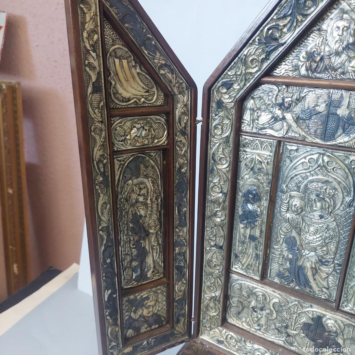 Antig&uuml;edades: Antiguo triplic&oacute; de mesa estilo neogotico - Foto 4
