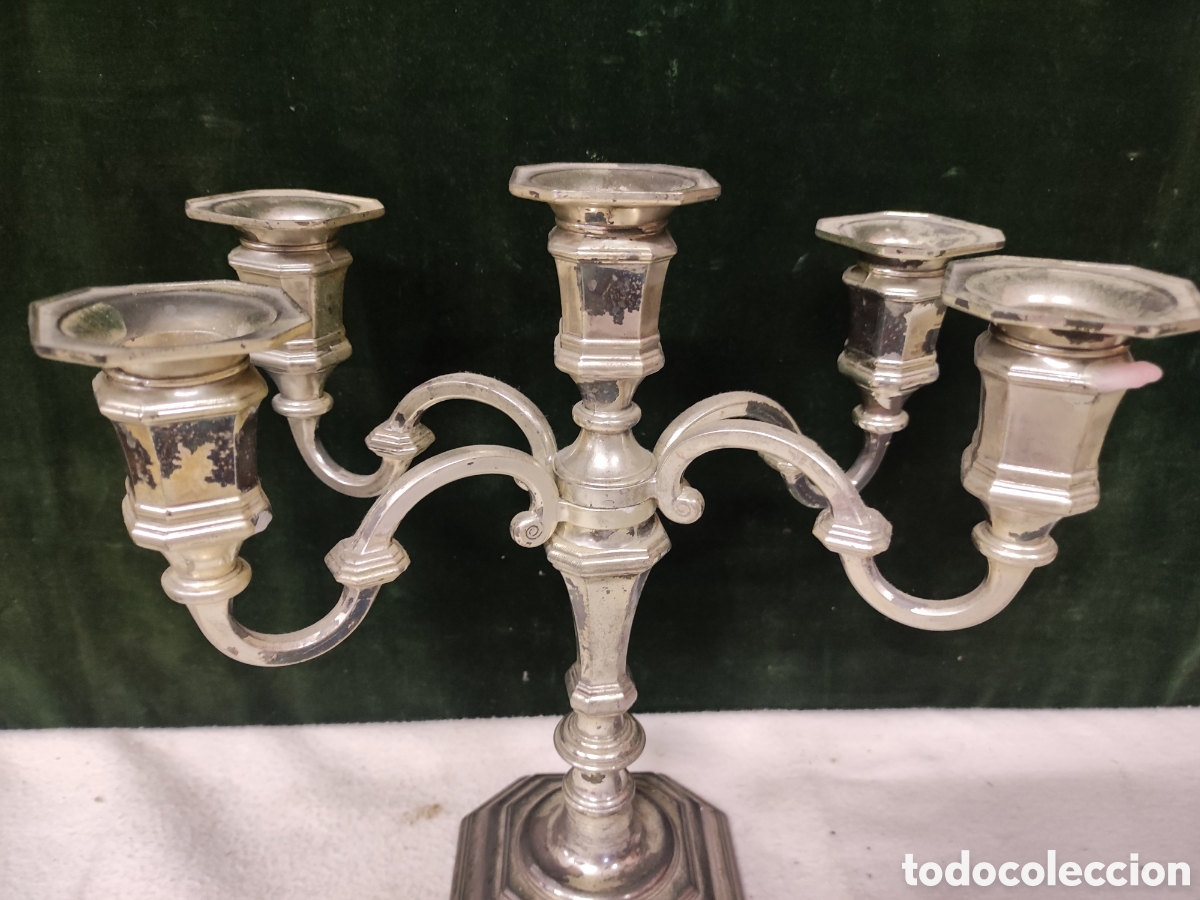Antig&uuml;edades: Candelabro de metal plateado de cinco brazos - Foto 3