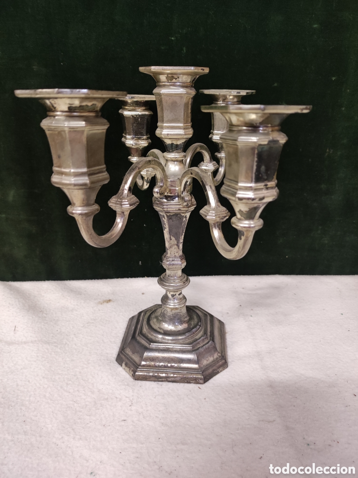 Antig&uuml;edades: Candelabro de metal plateado de cinco brazos - Foto 4