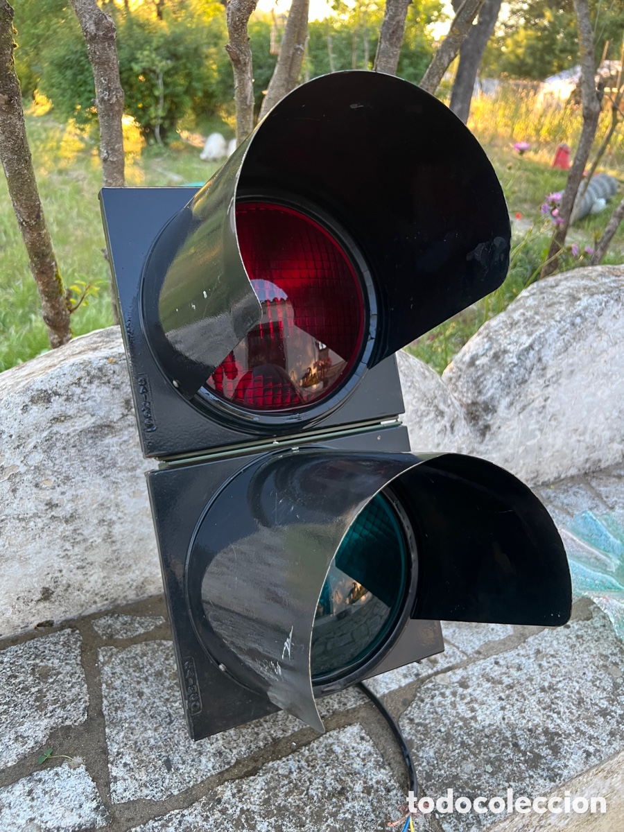 Antig&uuml;edades: Sem&aacute;foro de dos discos - Foto 2