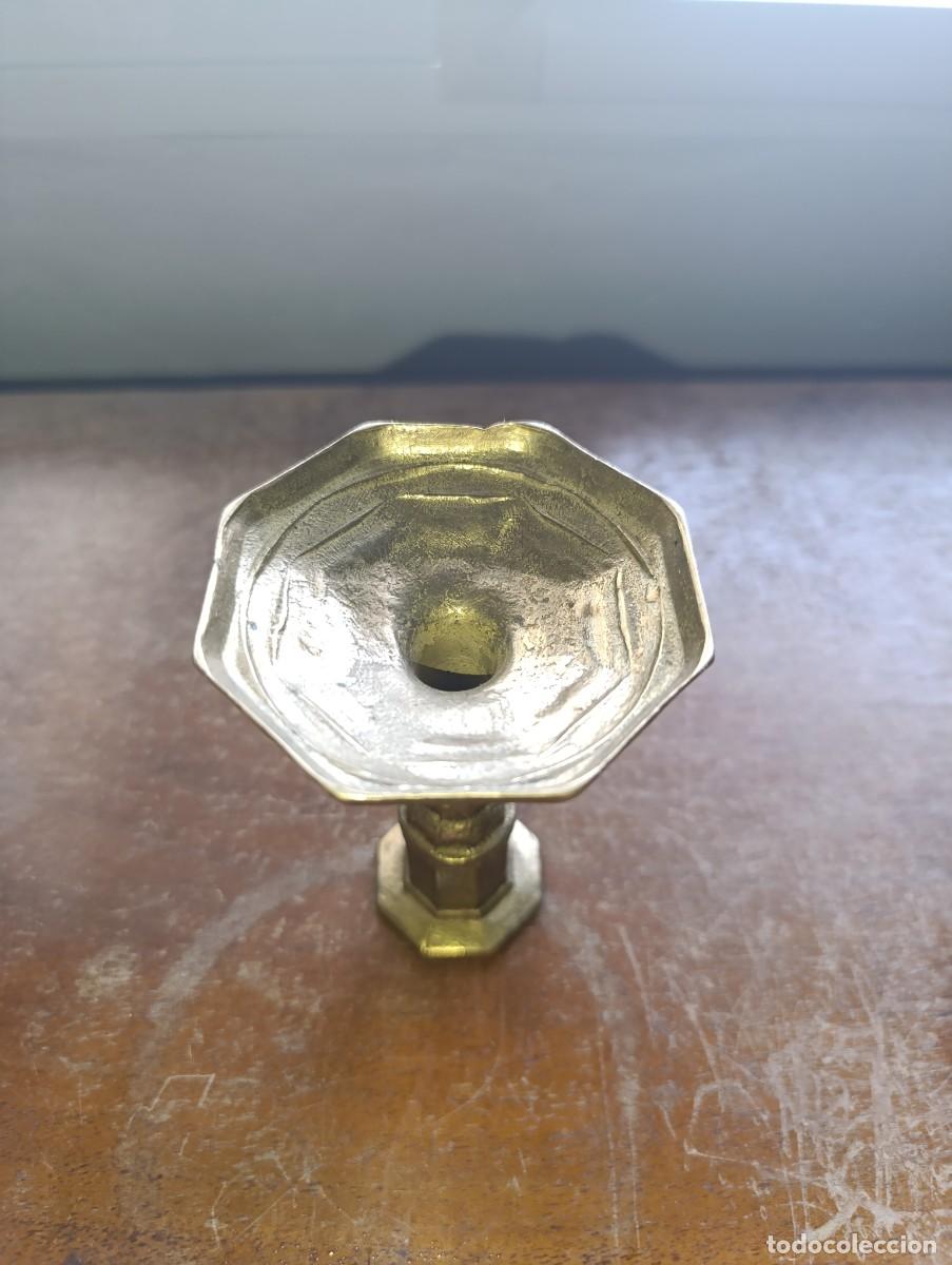 Antig&uuml;edades: Bonito candelabro de bronce - Foto 5