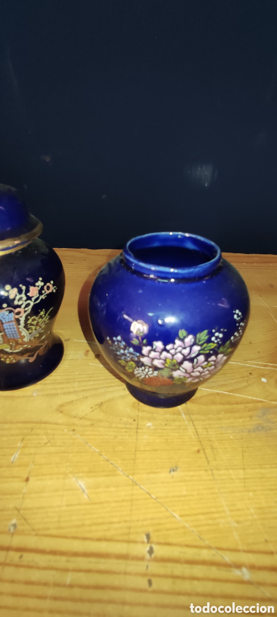 Antig&uuml;edades: Pareja de jarrones de porcelana - Foto 4