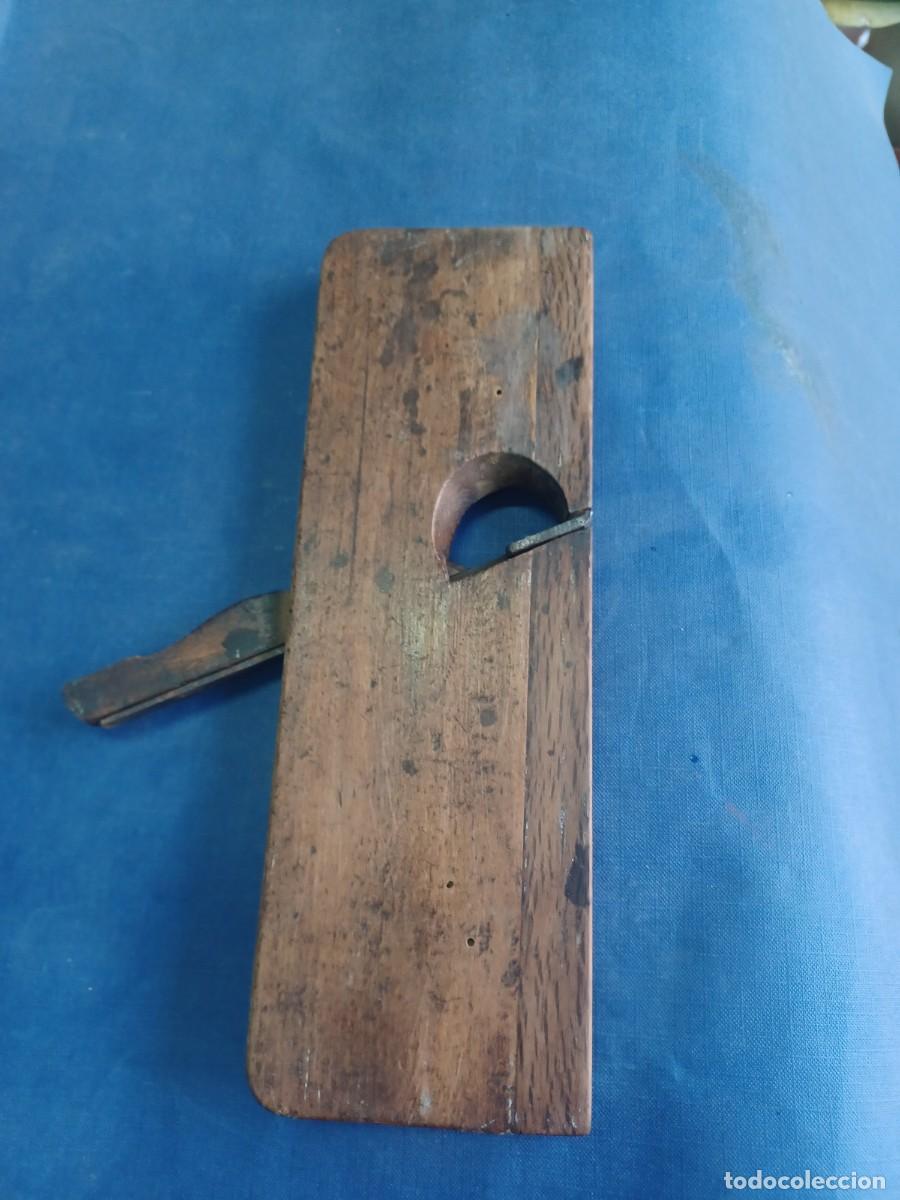 Antig&uuml;edades: Antiguo cepillo de ebanista de madera - Foto 3