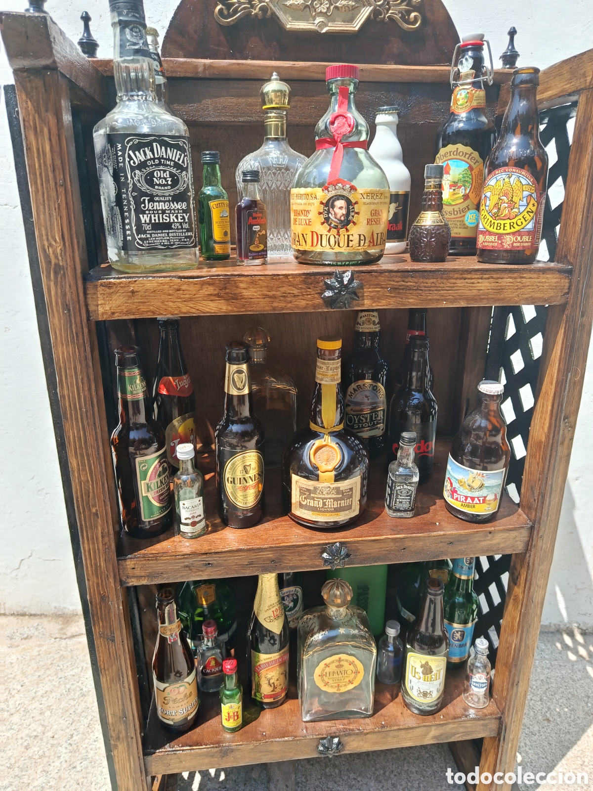 Antig&uuml;edades: Colecci&oacute;n de botellas de cerveza y licor - Foto 3