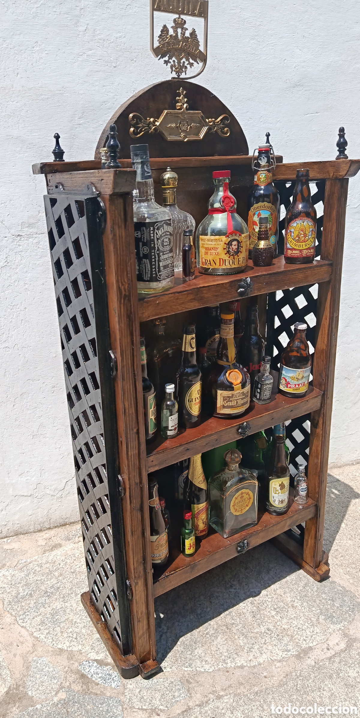 Antig&uuml;edades: Colecci&oacute;n de botellas de cerveza y licor - Foto 1