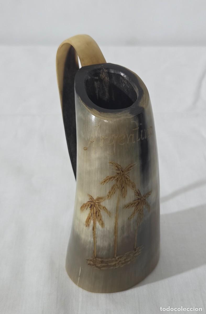 Antig&uuml;edades: Vaso jarra fabricada en asta de toro - Foto 2