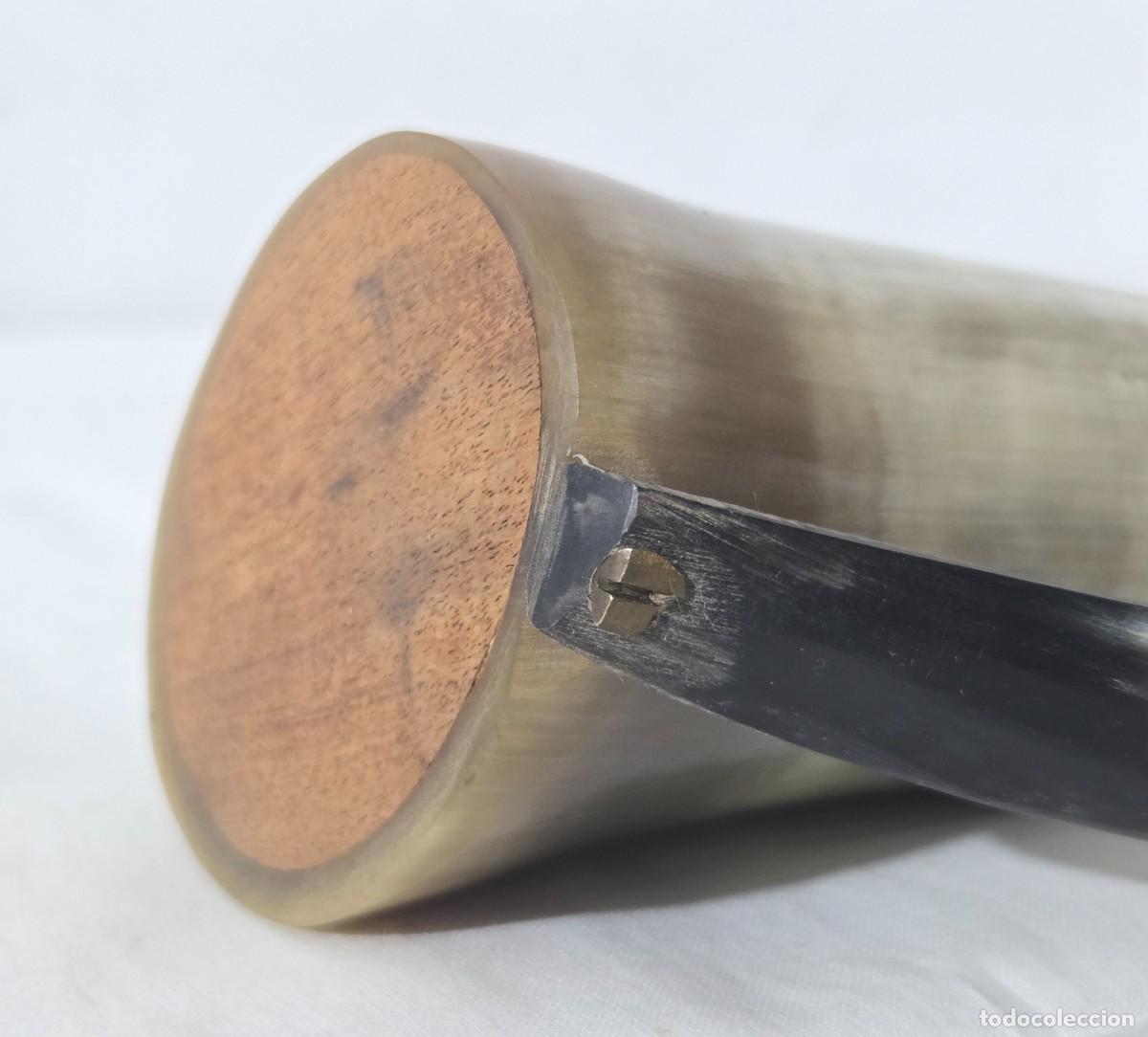 Antig&uuml;edades: Vaso jarra fabricada en asta de toro - Foto 9