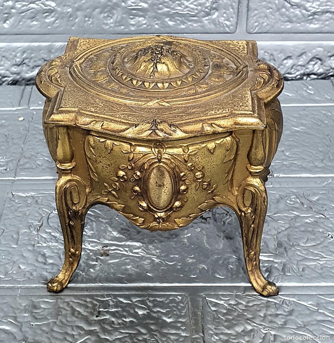 Antig&uuml;edades: Antiguo cofre joyero de bronce - Foto 2