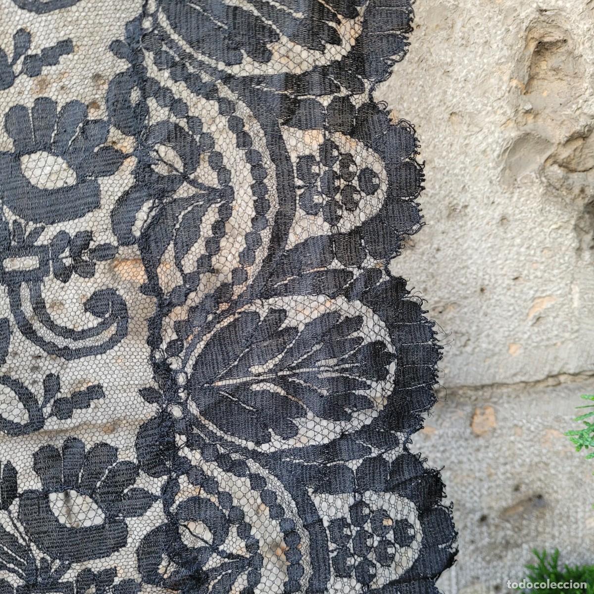 Antig&uuml;edades: Mantilla de encaje con blonda rectangular, p. s. XX - Espa&ntilde;a - Foto 10