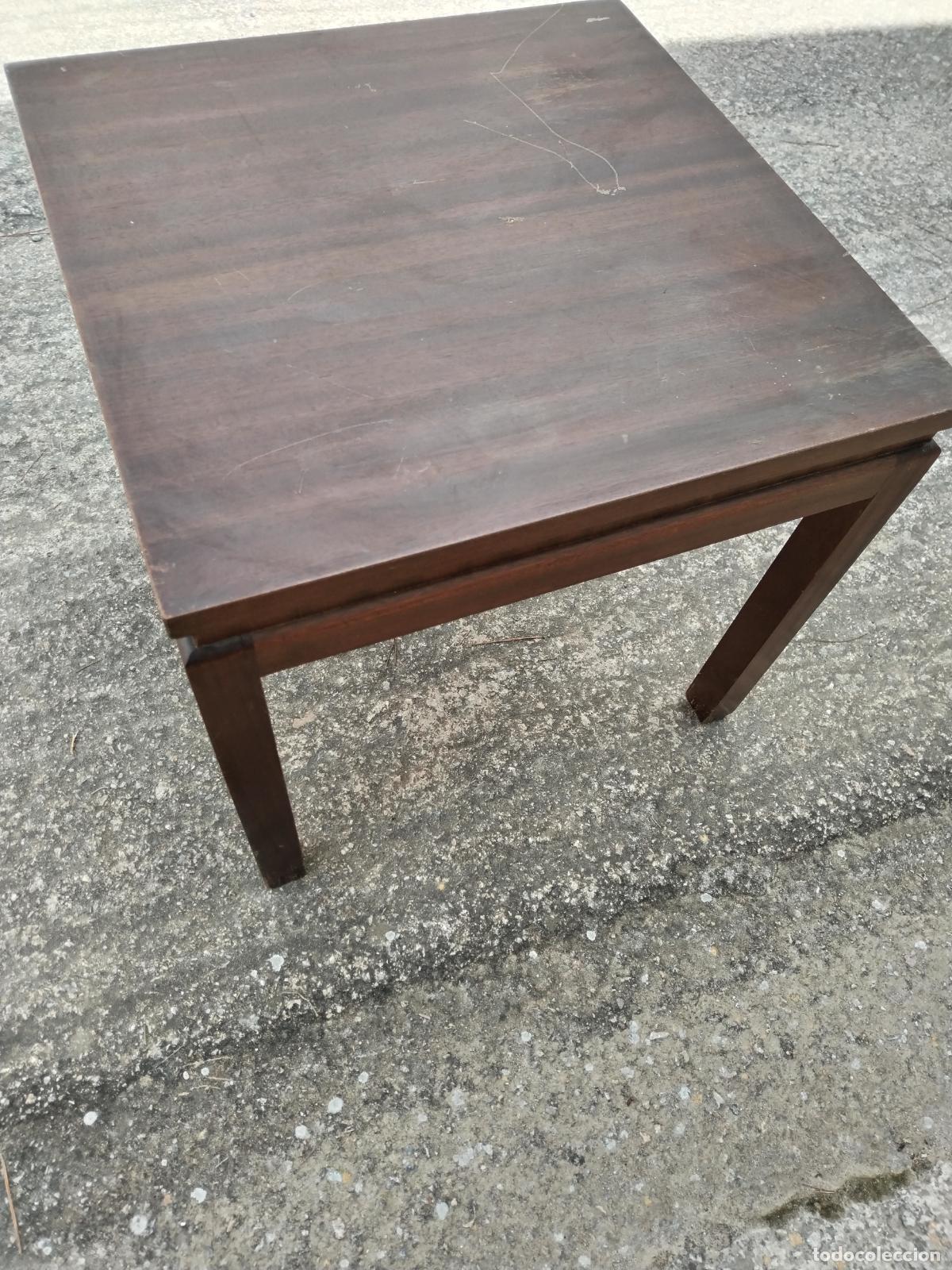 Antig&uuml;edades: mesa baja en madera de chapeli - Foto 2