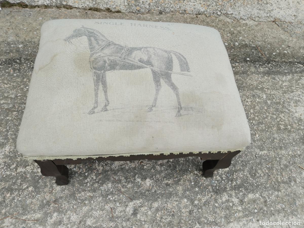 Antig&uuml;edades: taburete reposapies con caballo - Foto 7
