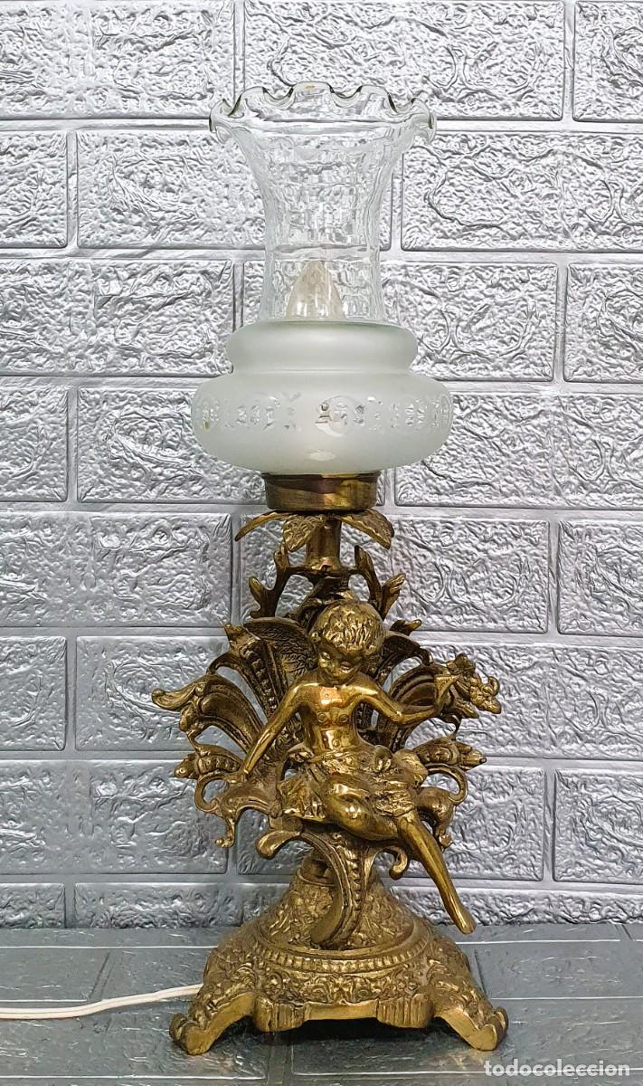 Antig&uuml;edades: Lampara, aplique de bronce querub&iacute;n - Foto 2