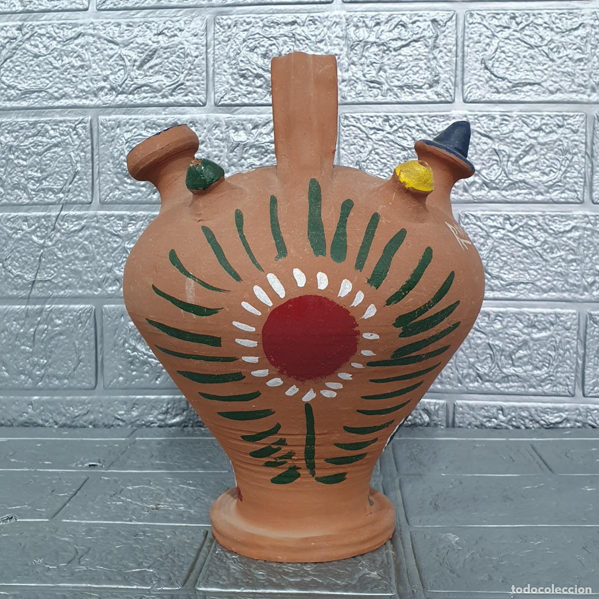 Antig&uuml;edades: Bonito botijo recuerdo de talavera - Foto 2