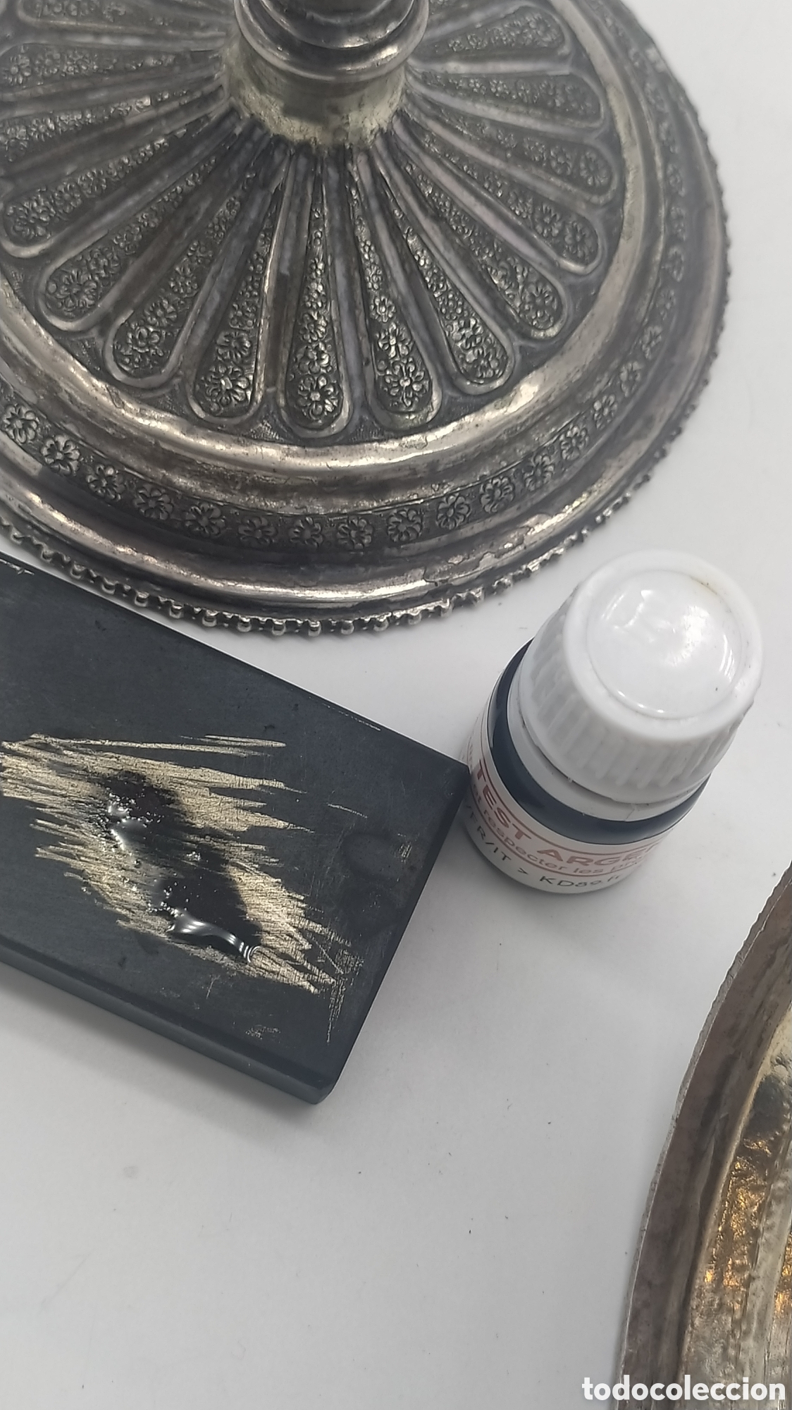 Antig&uuml;edades: Candeleros persas plata y repujado niello. - Foto 16