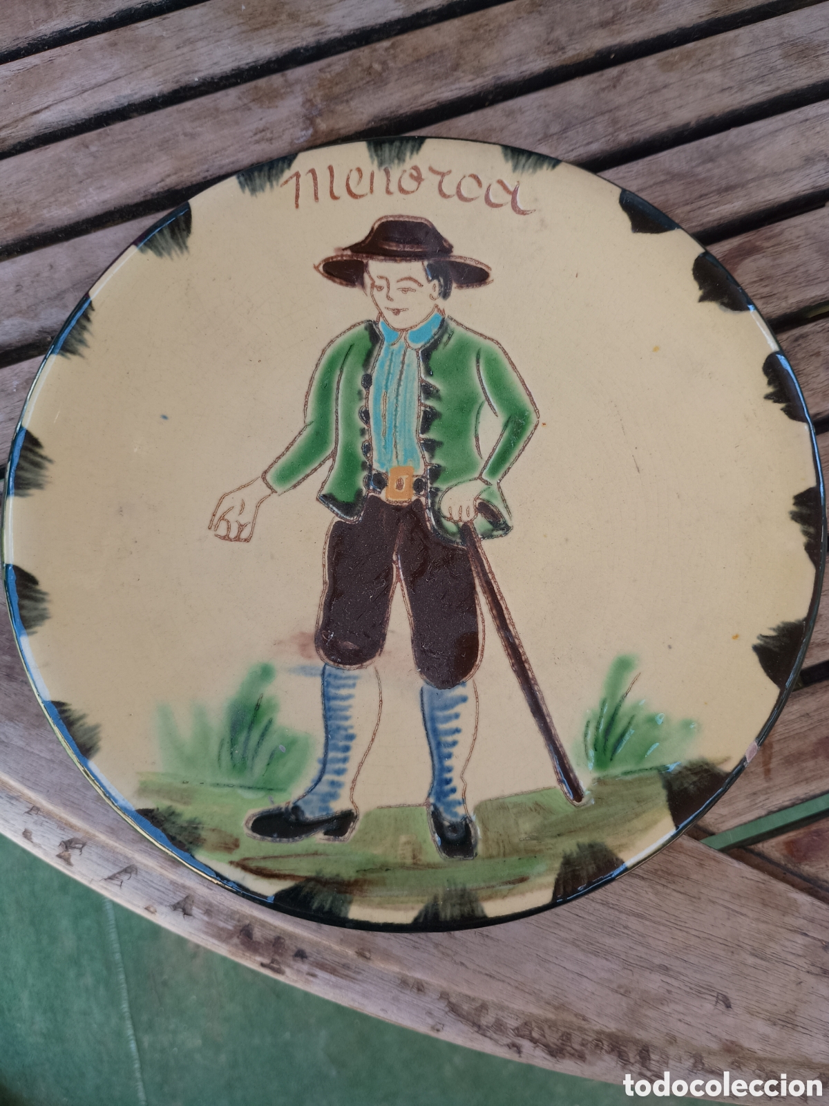Antig&uuml;edades: Plato barro Menorca firmado - Foto 2