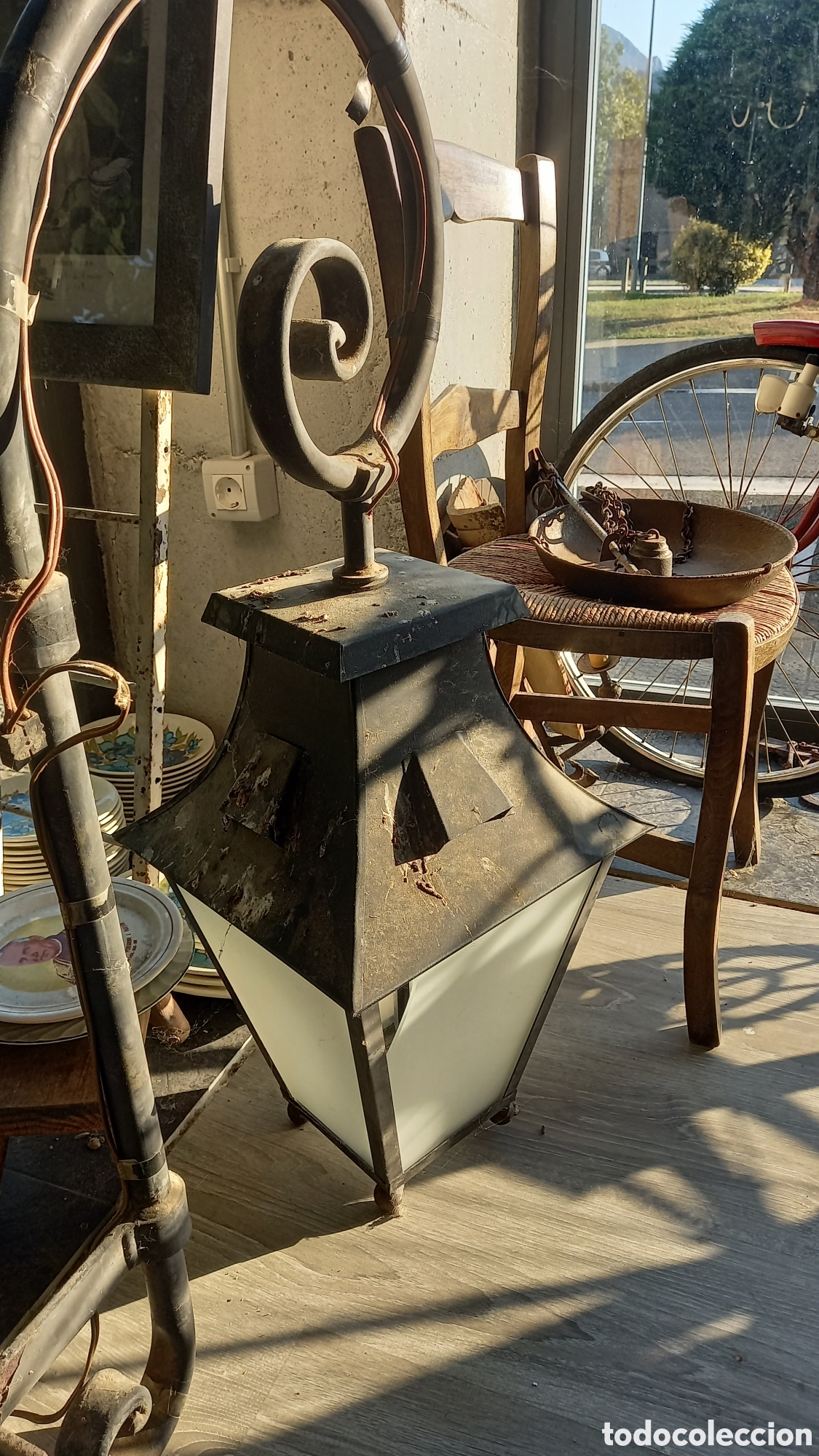 Antig&uuml;edades: Gran farol de pared urbano - Foto 3