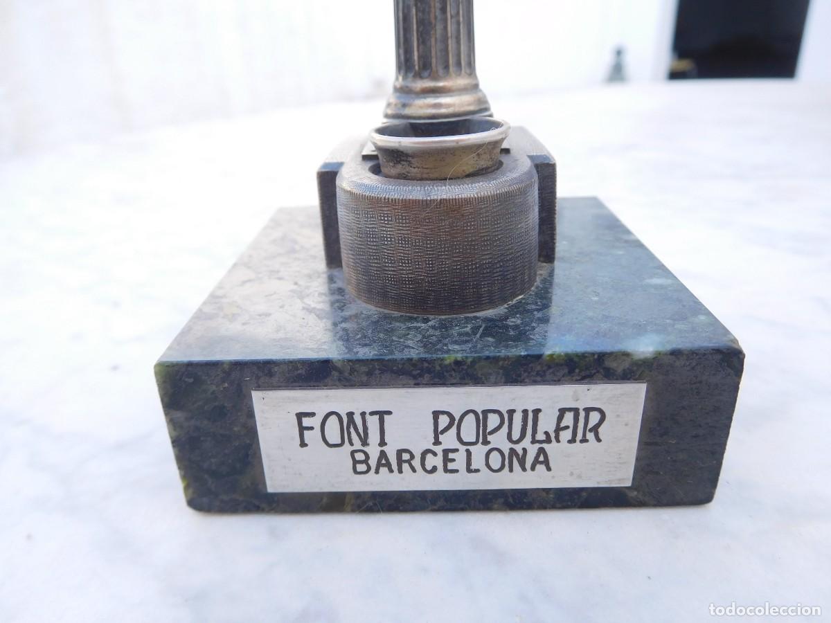 Antig&uuml;edades: Font popular de Barcelona plata - Foto 3