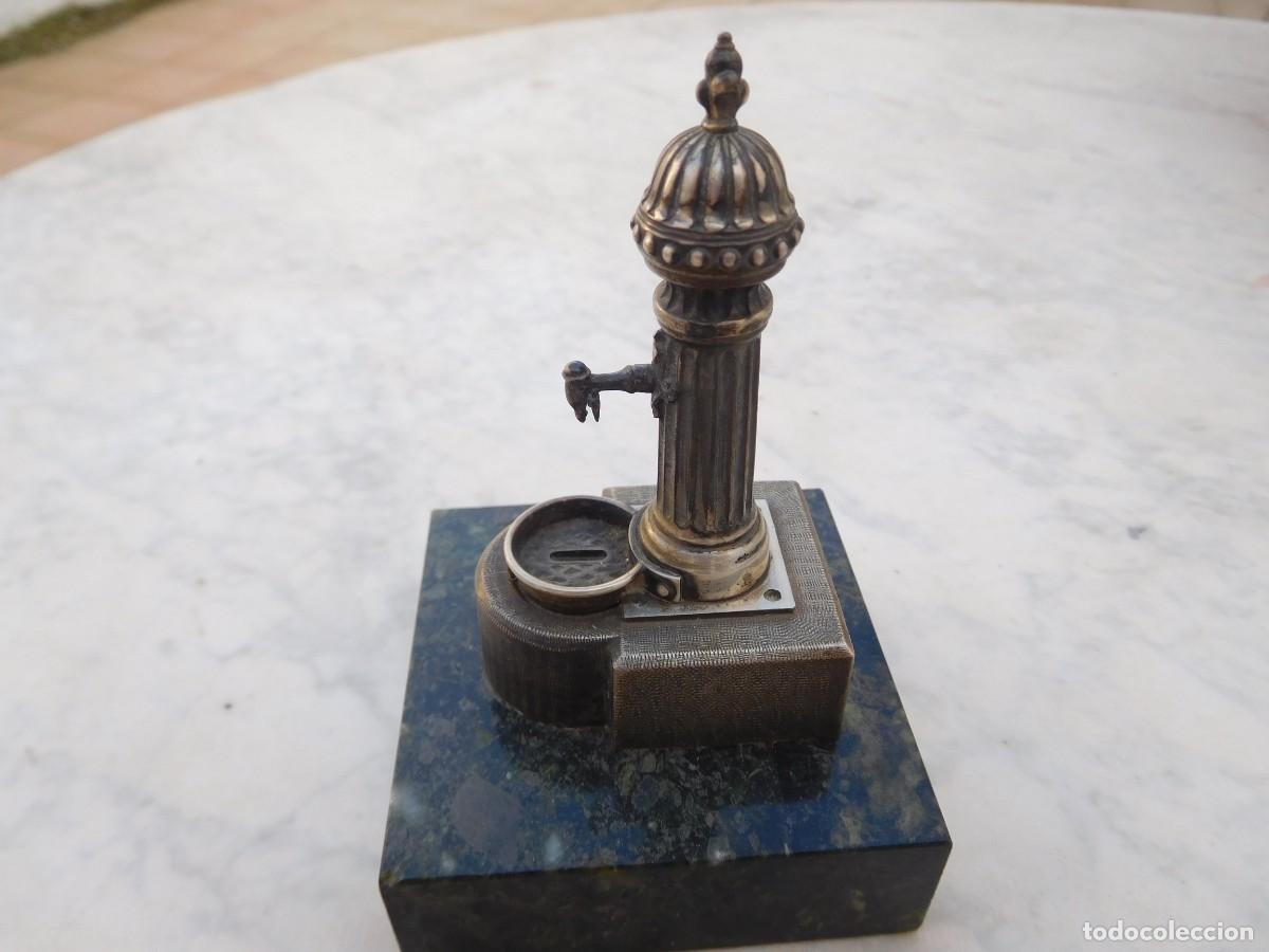 Antig&uuml;edades: Font popular de Barcelona plata - Foto 5
