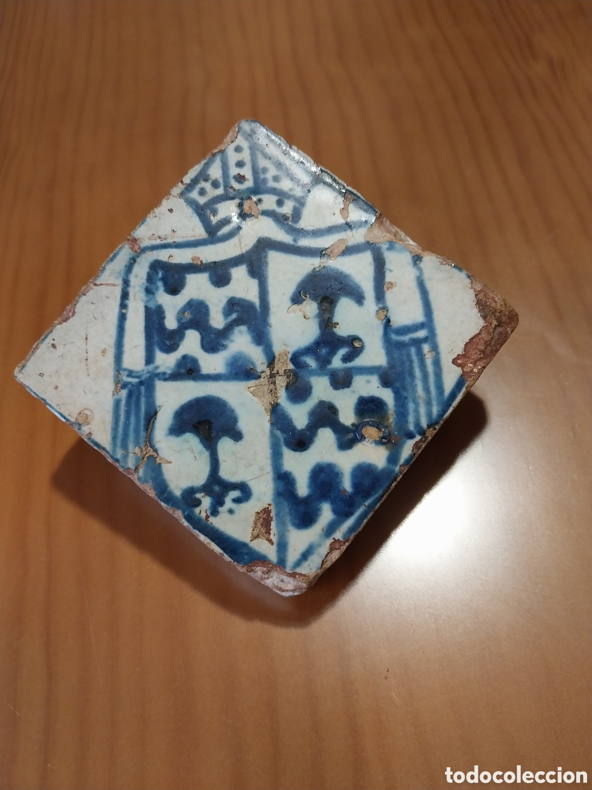 Antig&uuml;edades: Azulejo Her&aacute;ldico. Manises. - Foto 1