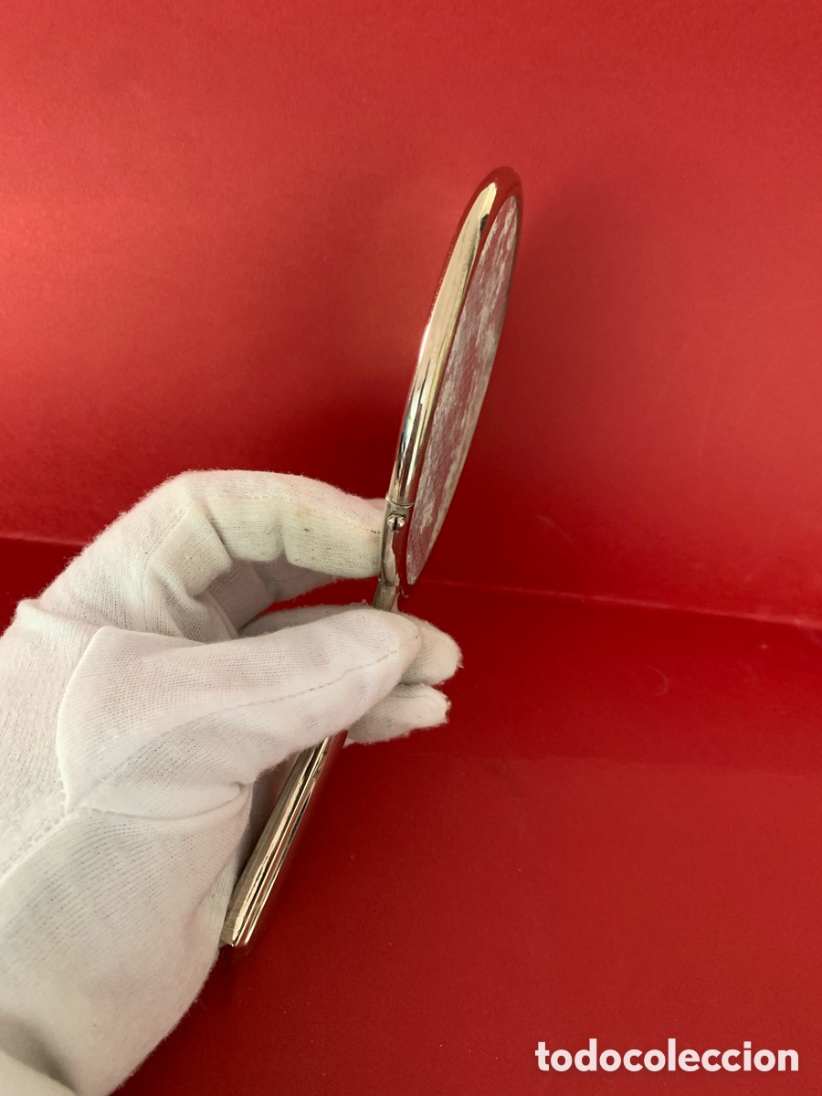 Antig&uuml;edades: ESPEJO DE MANO CON METAL PLATEADO - Foto 9