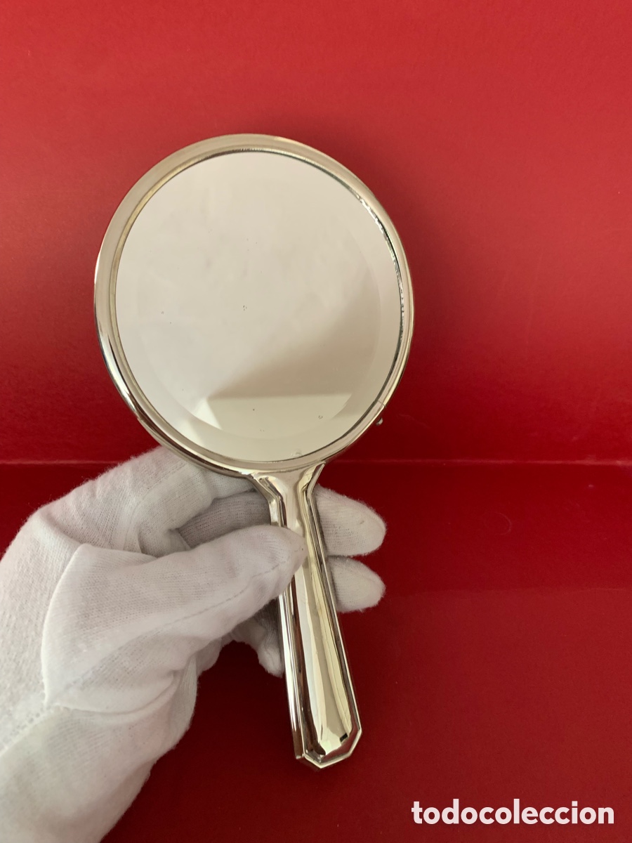 Antig&uuml;edades: ESPEJO DE MANO CON METAL PLATEADO - Foto 1