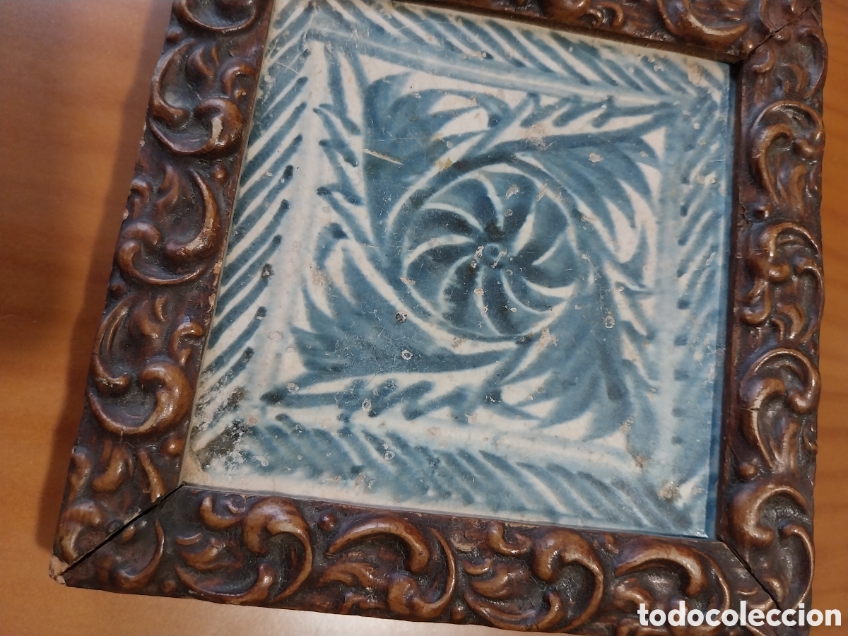 Antig&uuml;edades: Azulejo gotico. Manises sXV - Foto 2