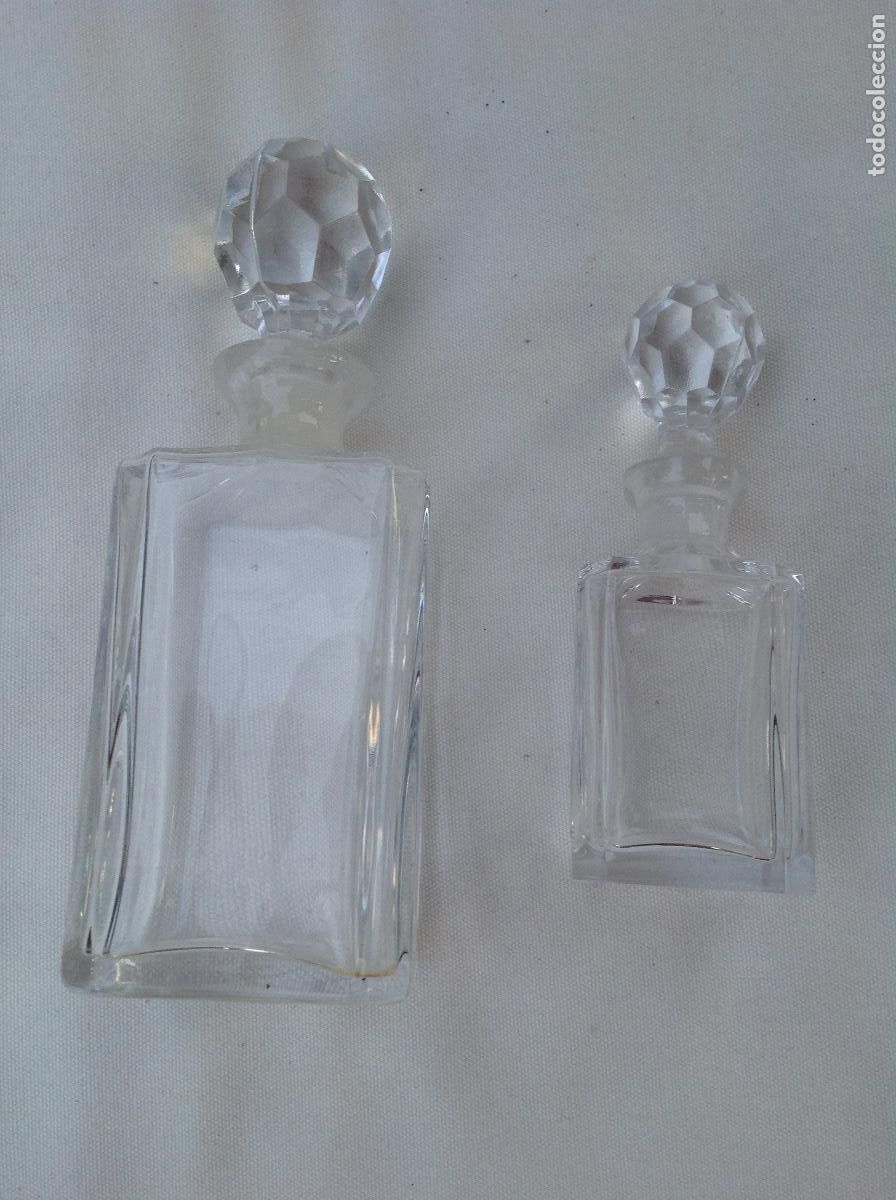 Antig&uuml;edades: Dos esncieros de cristal moldado. s XX - Foto 1