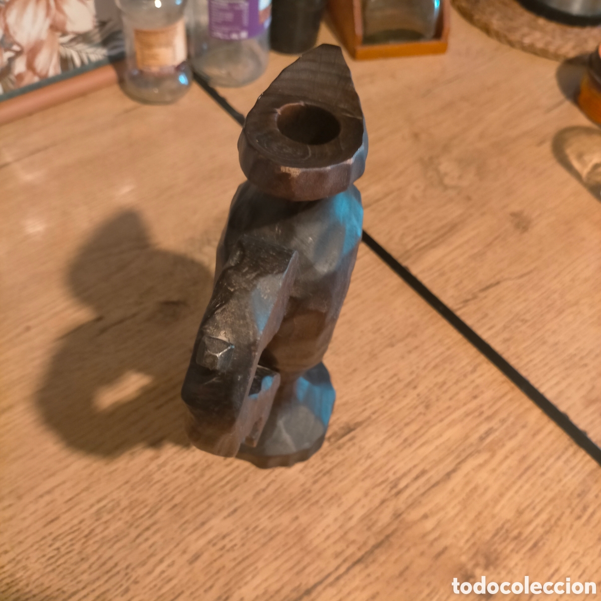 Antig&uuml;edades: Jarra antigua de madera tallada - Foto 2