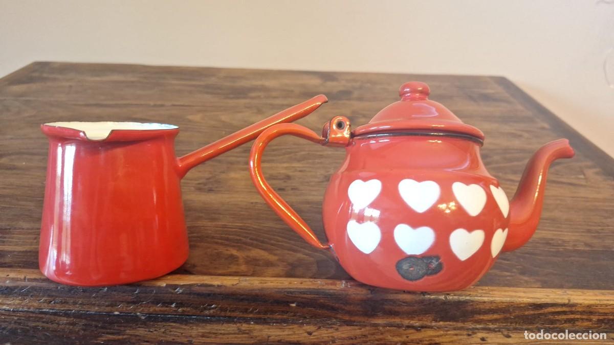 Antig&uuml;edades: Cafetera Tetera y Cazo de Hierro Esmaltado - Foto 6