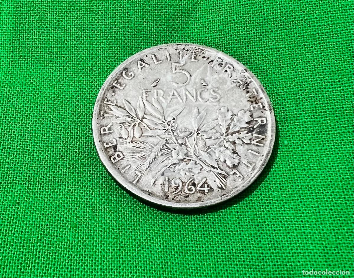 Antig&uuml;edades: MONEDA 5 FRANCOS DE 1964 EN PLATA DE LEY - Foto 1
