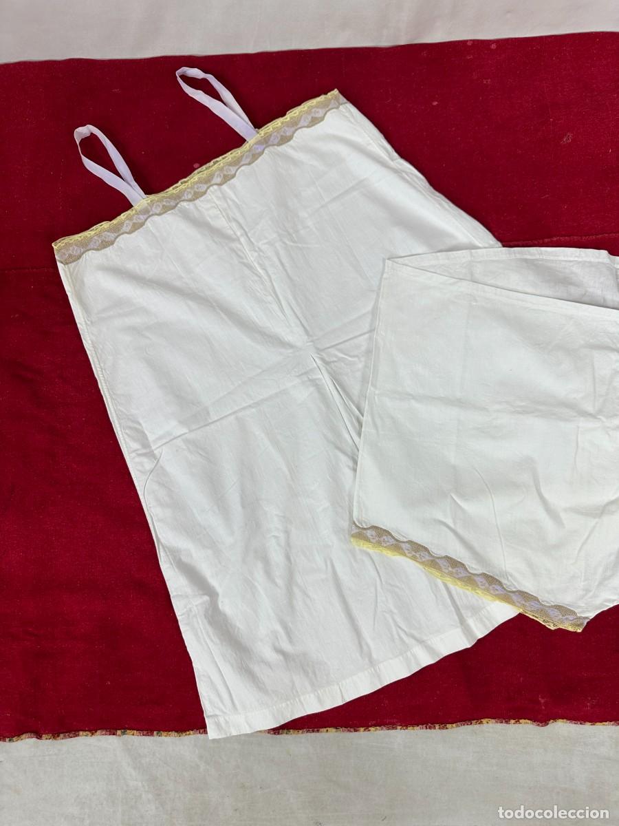 Antig&uuml;edades: Antiguo lote de camis&oacute;n y bragas - Foto 5