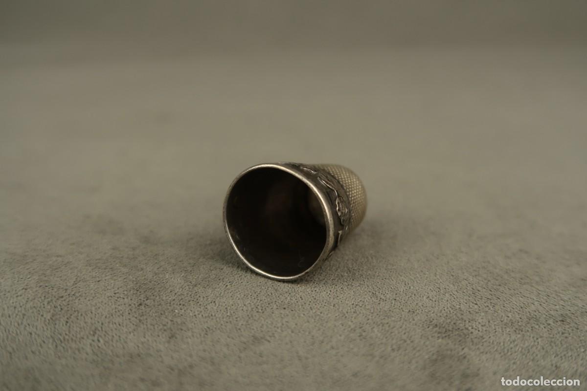 Antig&uuml;edades: Antiguo Dedal de Plata - Foto 9