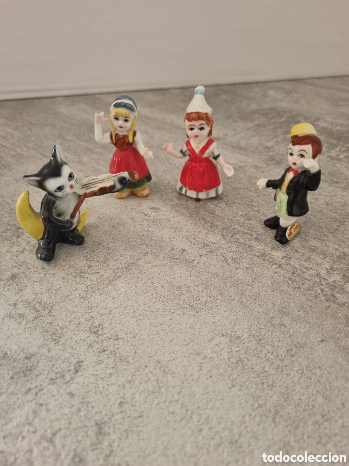 Antig&uuml;edades: Pack Figuras de Porcelana - Foto 3